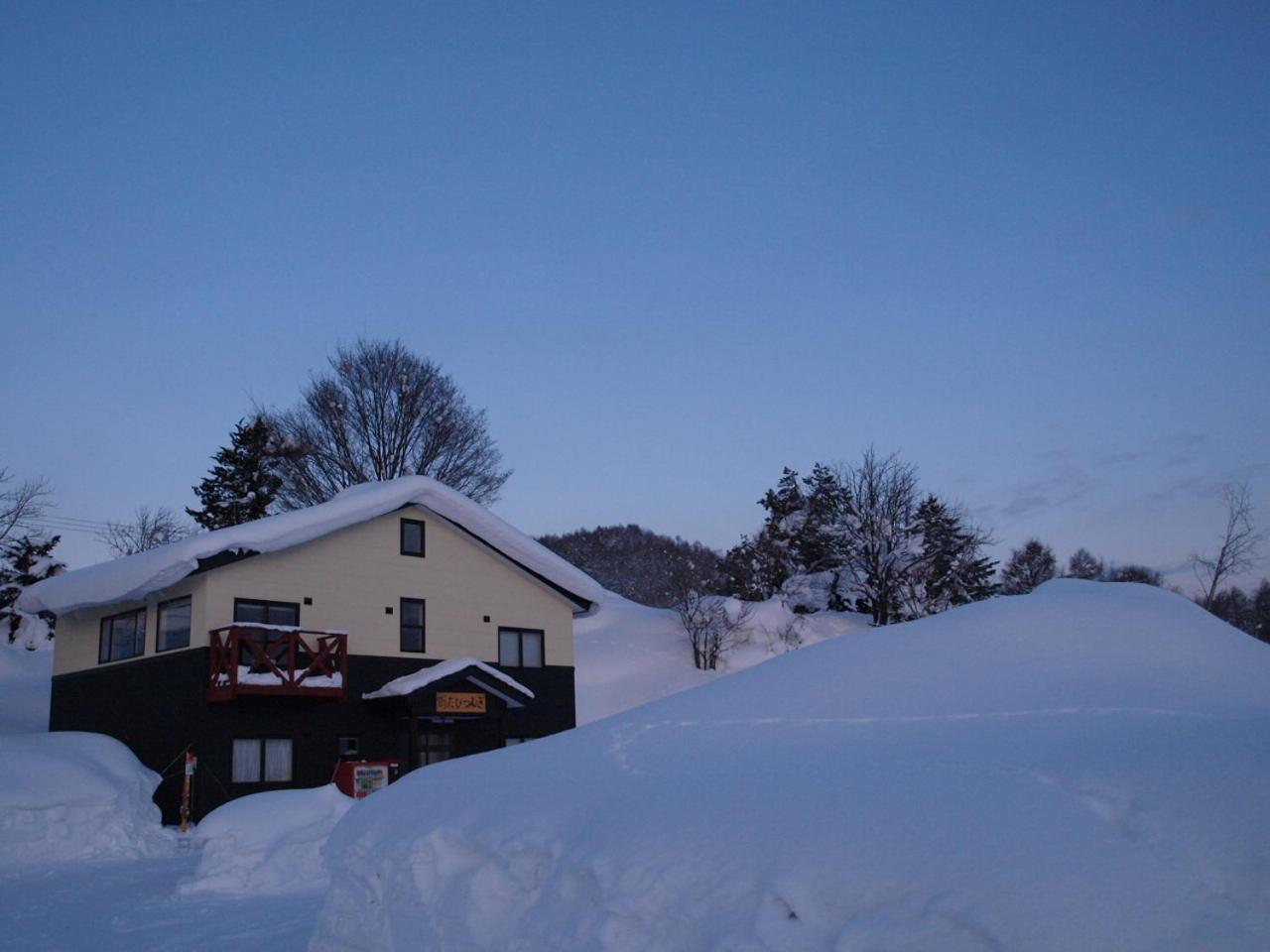 Hostel Niseko Tabi-Tsumugi Backpackers Kutchan Exterior foto